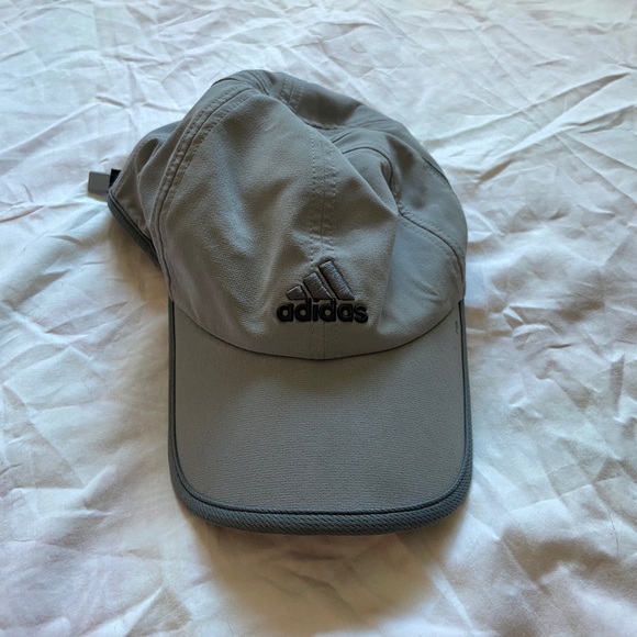 ADIDAS Running Cap - Picture 2 of 5